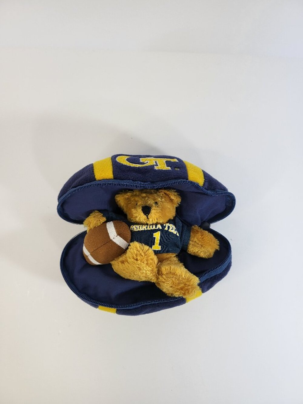 Plushland 2006 Georgia Tech Yellow Jackets Plush Bear in Football Case